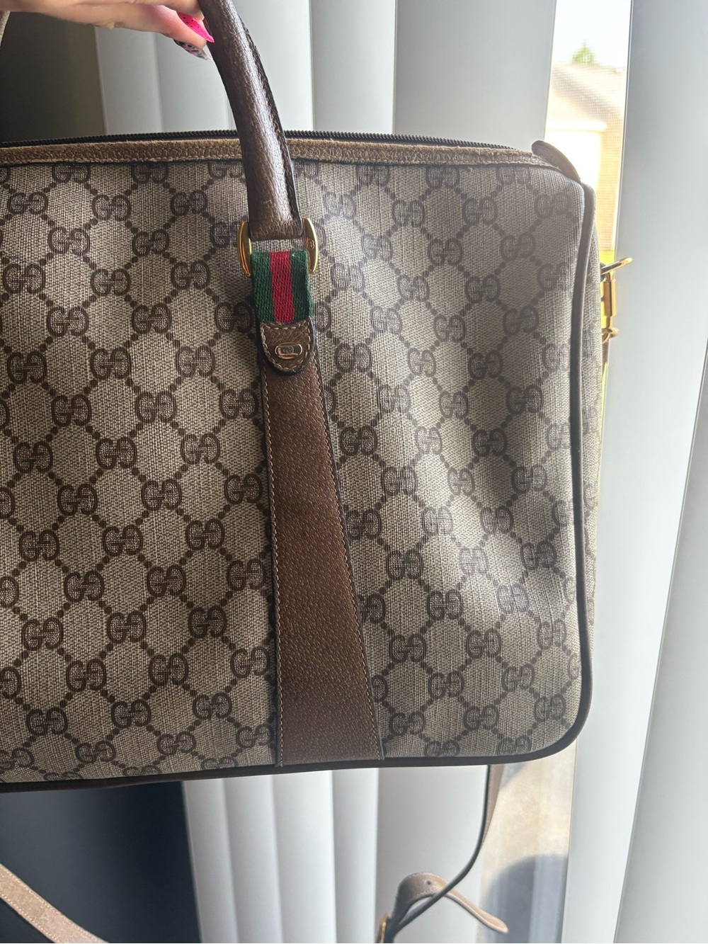 Gucci Business Bag in GG Supreme Canvas - Picture 5 of 16